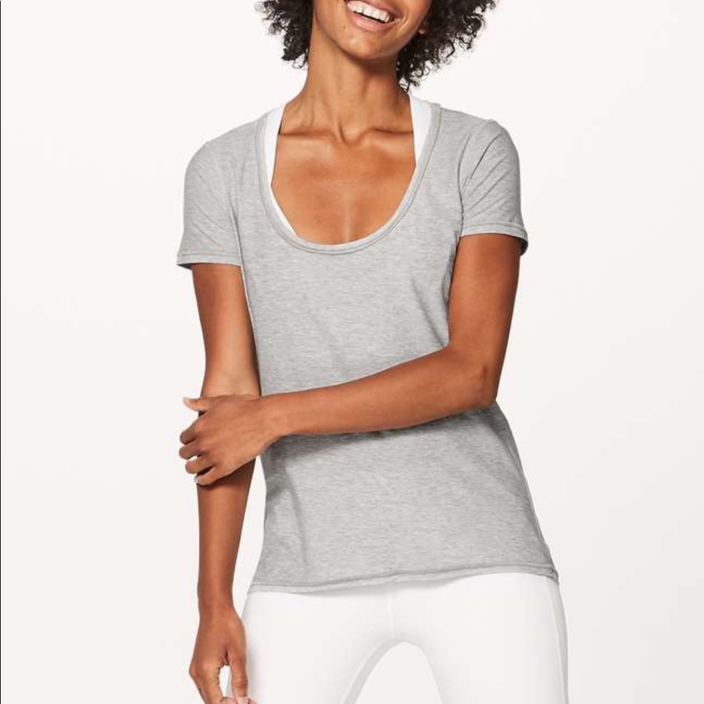 lululemon another round tee ✨